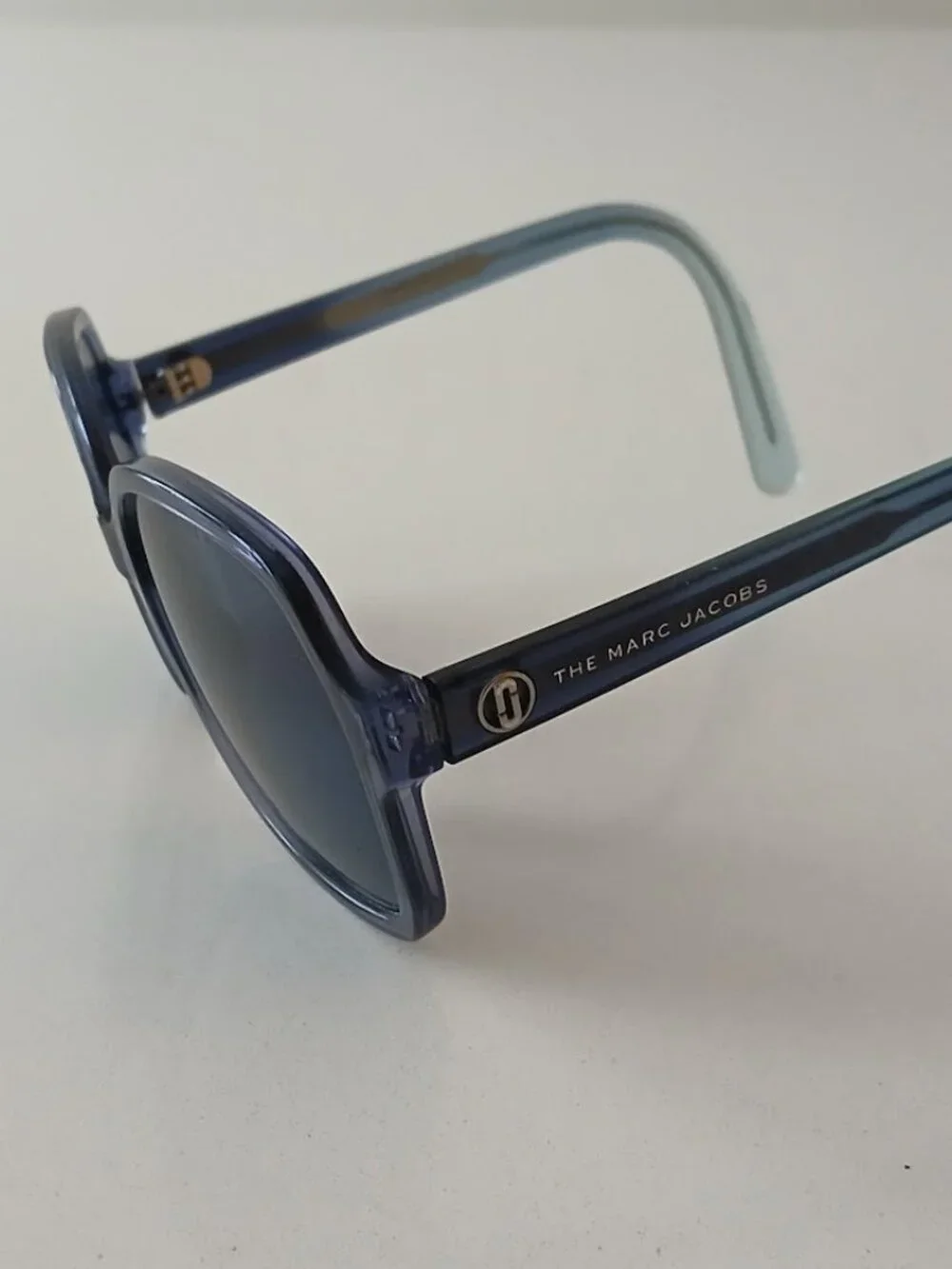 MARC JACOBS - Blue Sunglasses